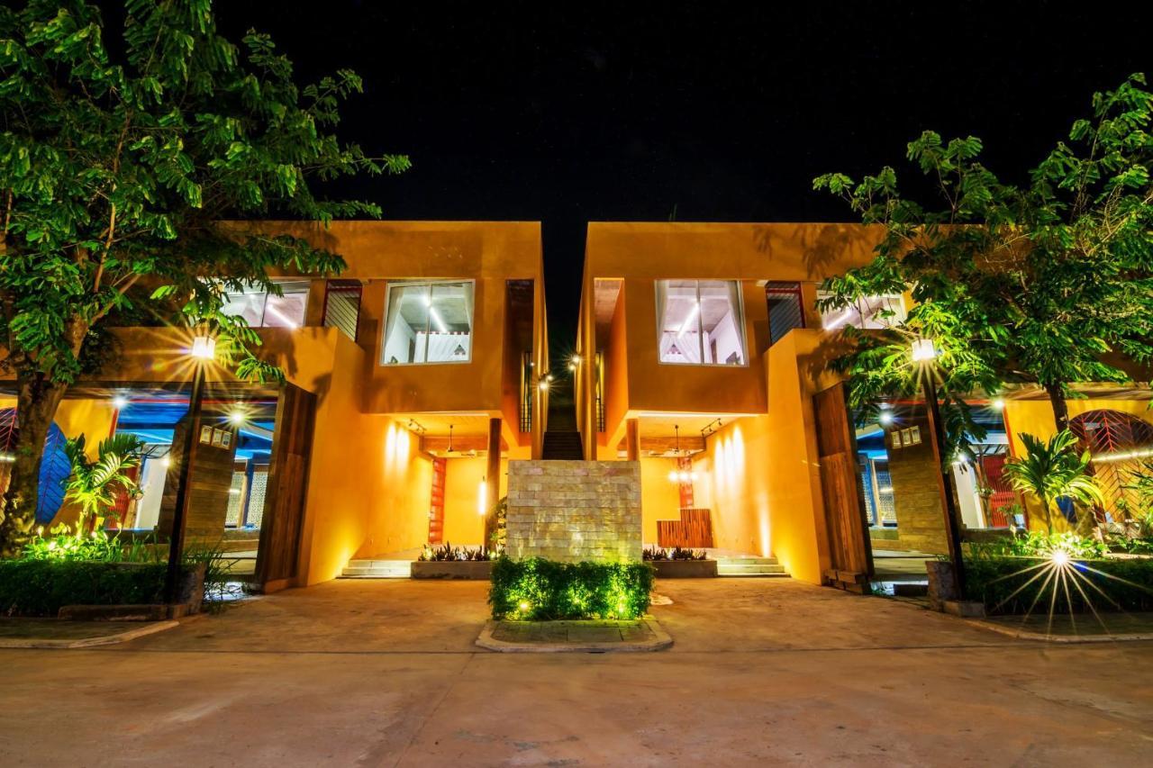 Light Stone Residence Siem Reap Bagian luar foto